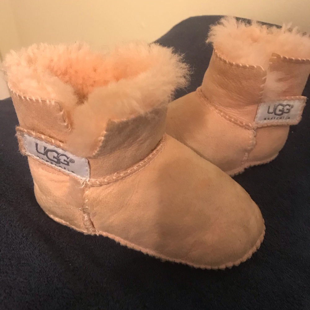 Baby uggs - Picture 2 of 5